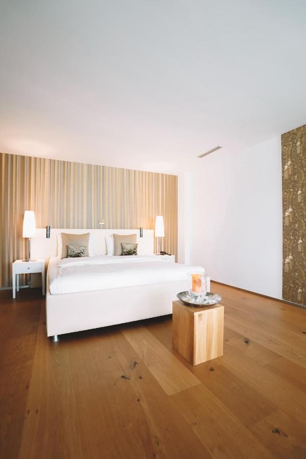 Ava Hotel 4*
